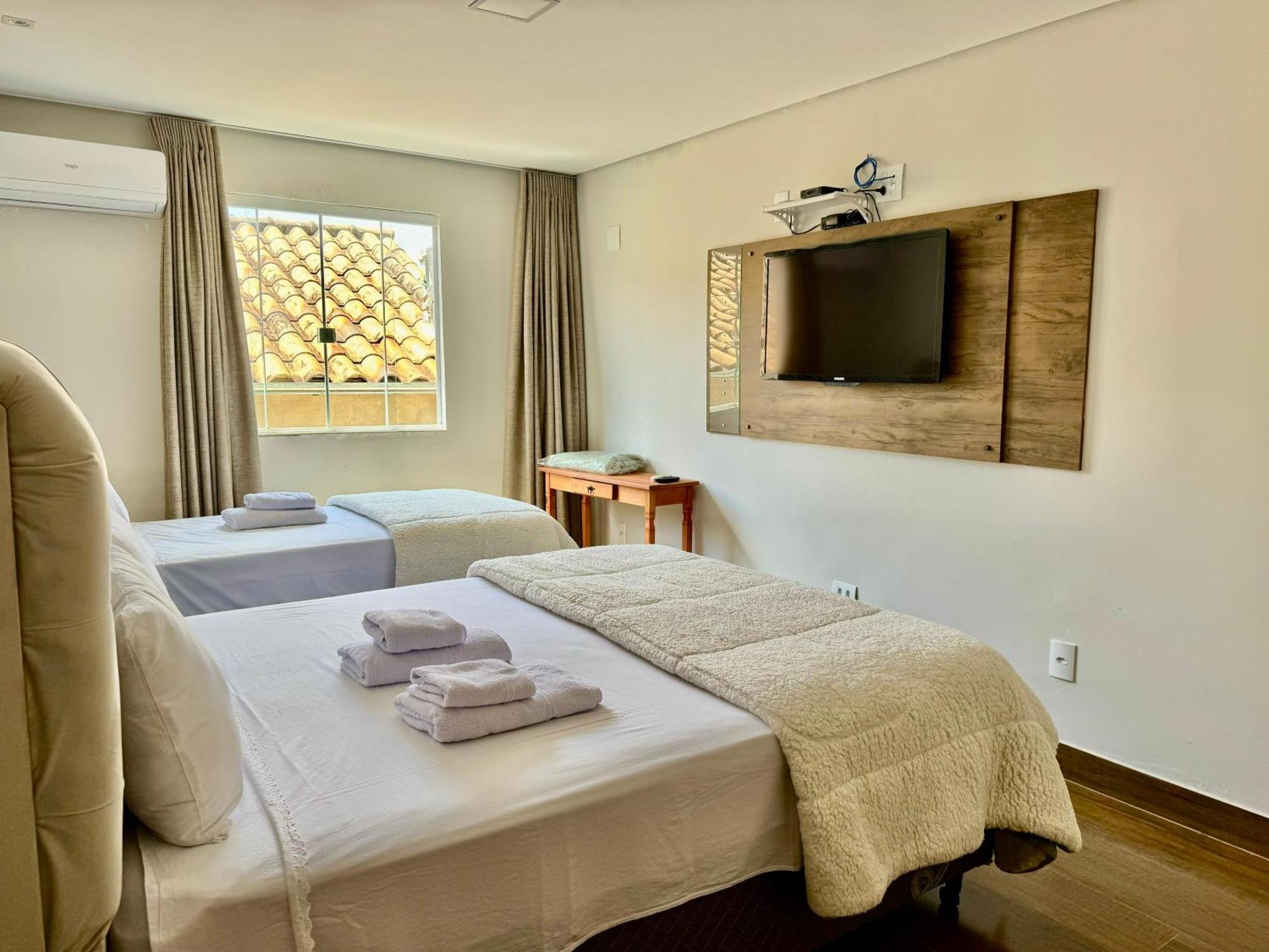 Apartamentos A 200M Do Centro - Hospedaria Villa Da Pedra Tiradentes Kültér fotó