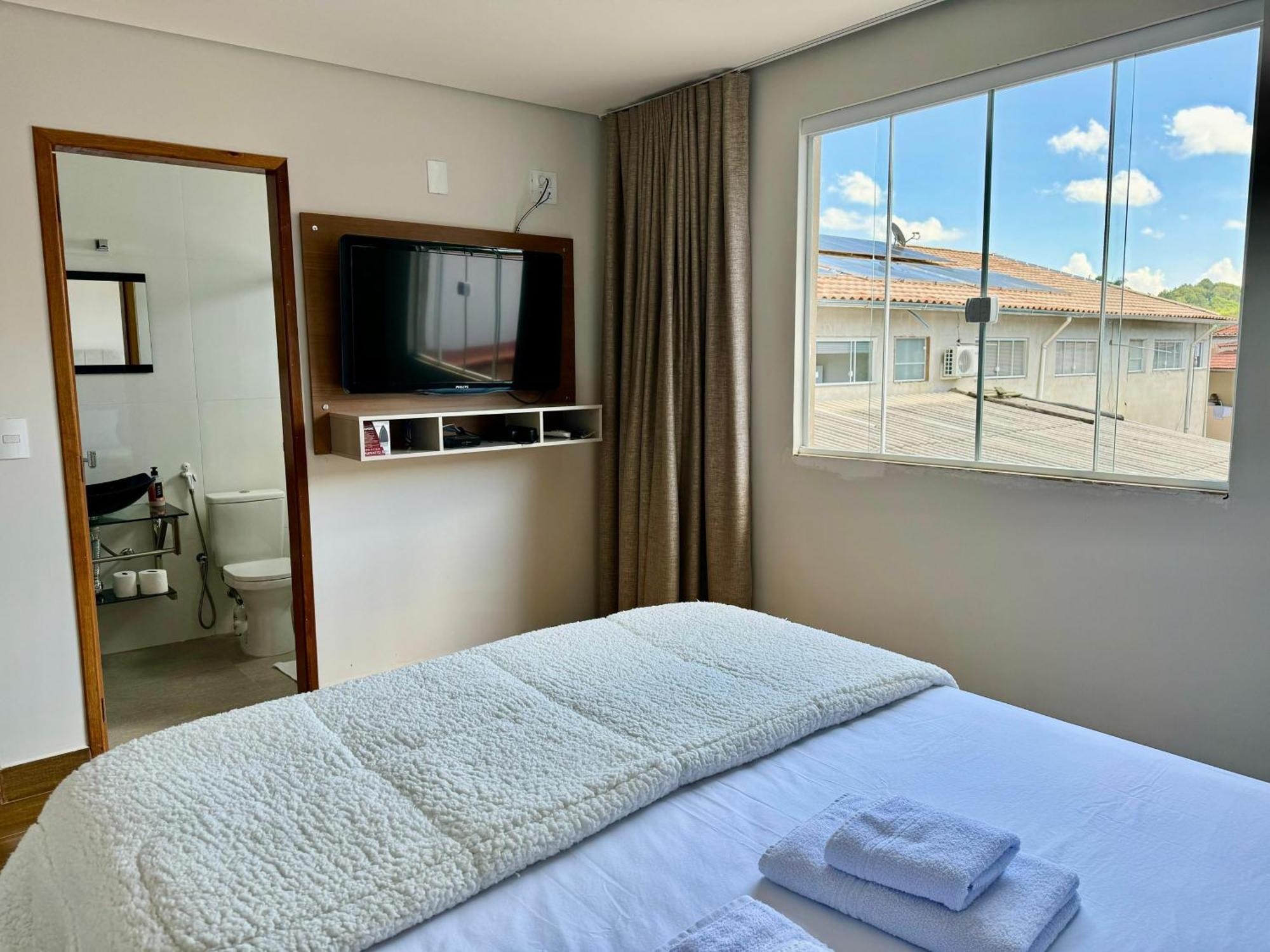 Apartamentos A 200M Do Centro - Hospedaria Villa Da Pedra Tiradentes Kültér fotó